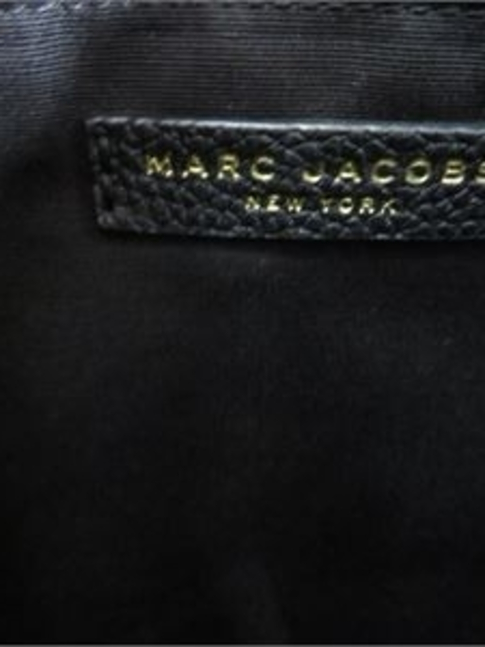 Marc Jacobs Black Pebbled Leather Shoulder Bag - Picture 12 of 13